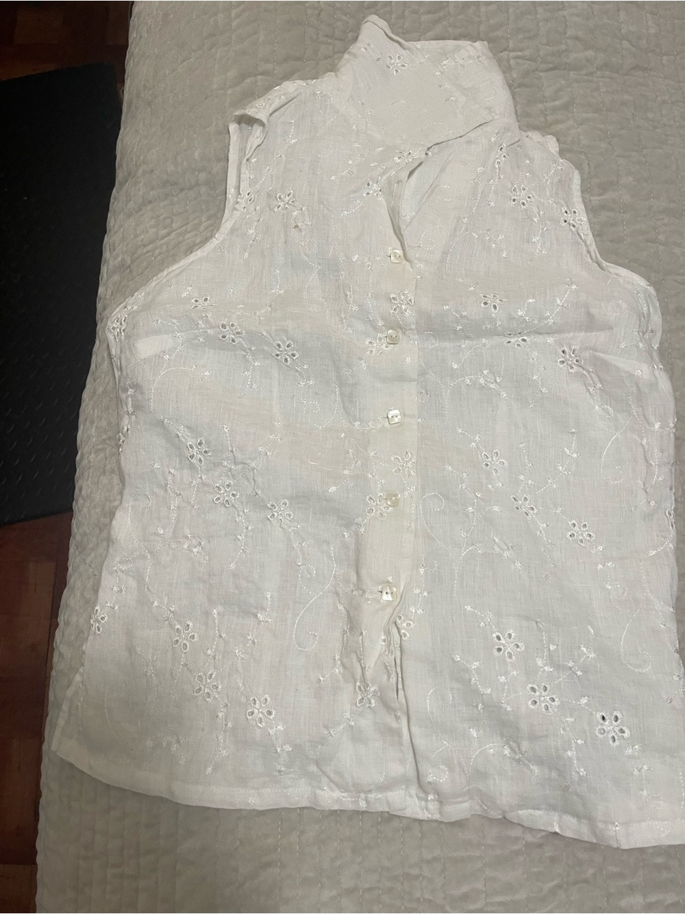 Paraphrase White Linen Eyelet Button-Up Top